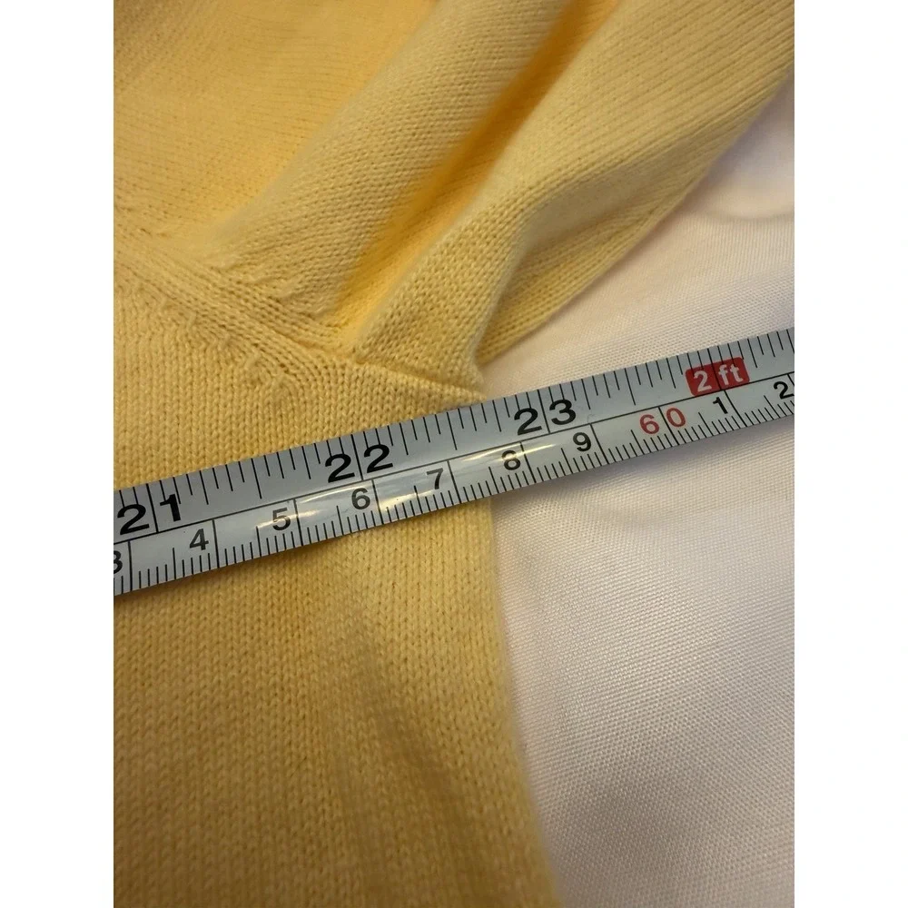 Banana Republic Yellow Knit V-Neck Pullover Sweater Mens L Solid Long Sleeve